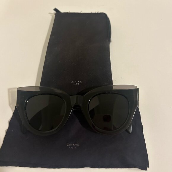 Celine Glossy Black Cat-Eye Sunglasses - Picture 3 of 7